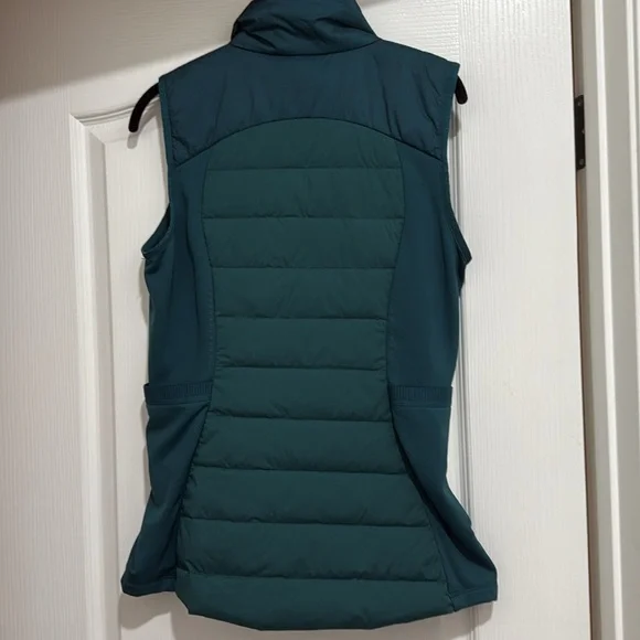 Lululemon vest. Size 10, EUC - Picture 2 of 5